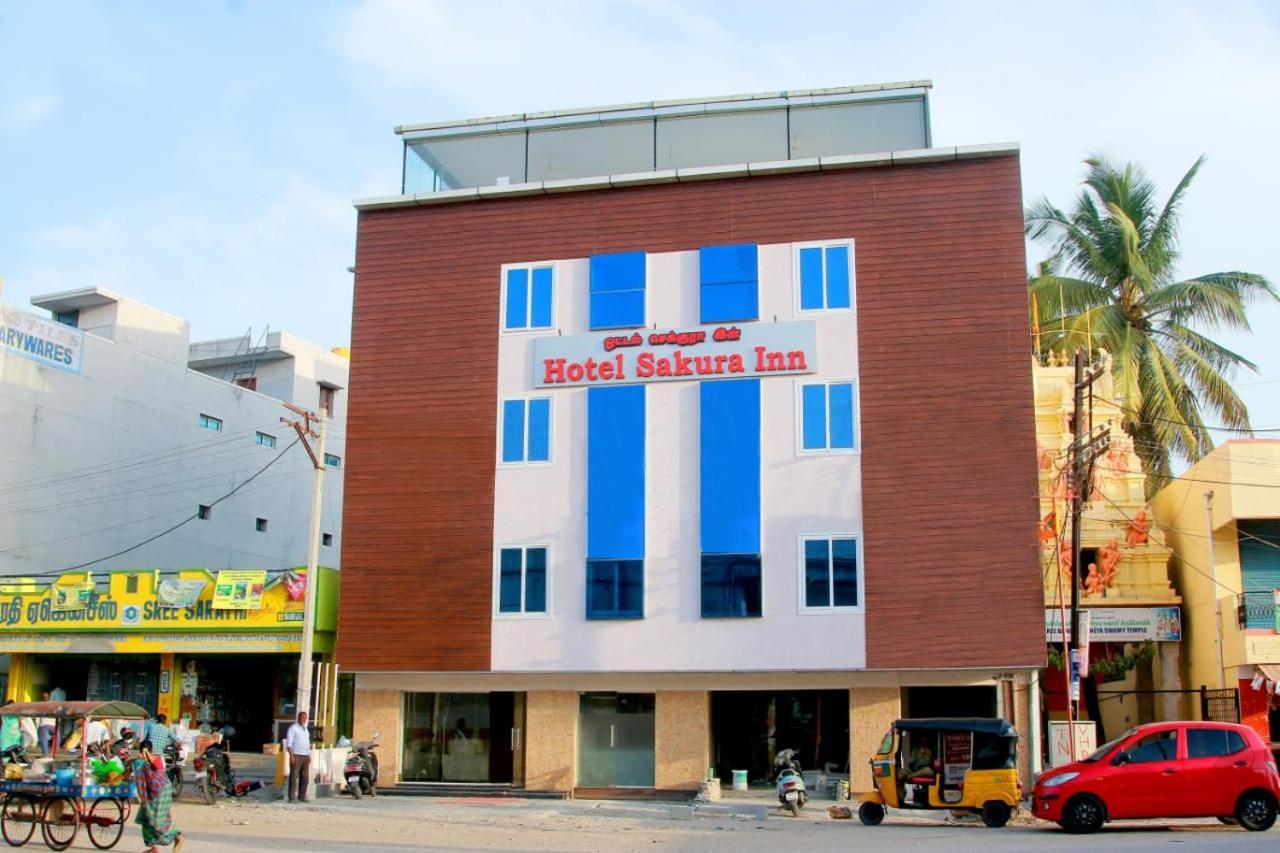 Hotel Sakura Inn โฮซูร์ ภายนอก รูปภาพ